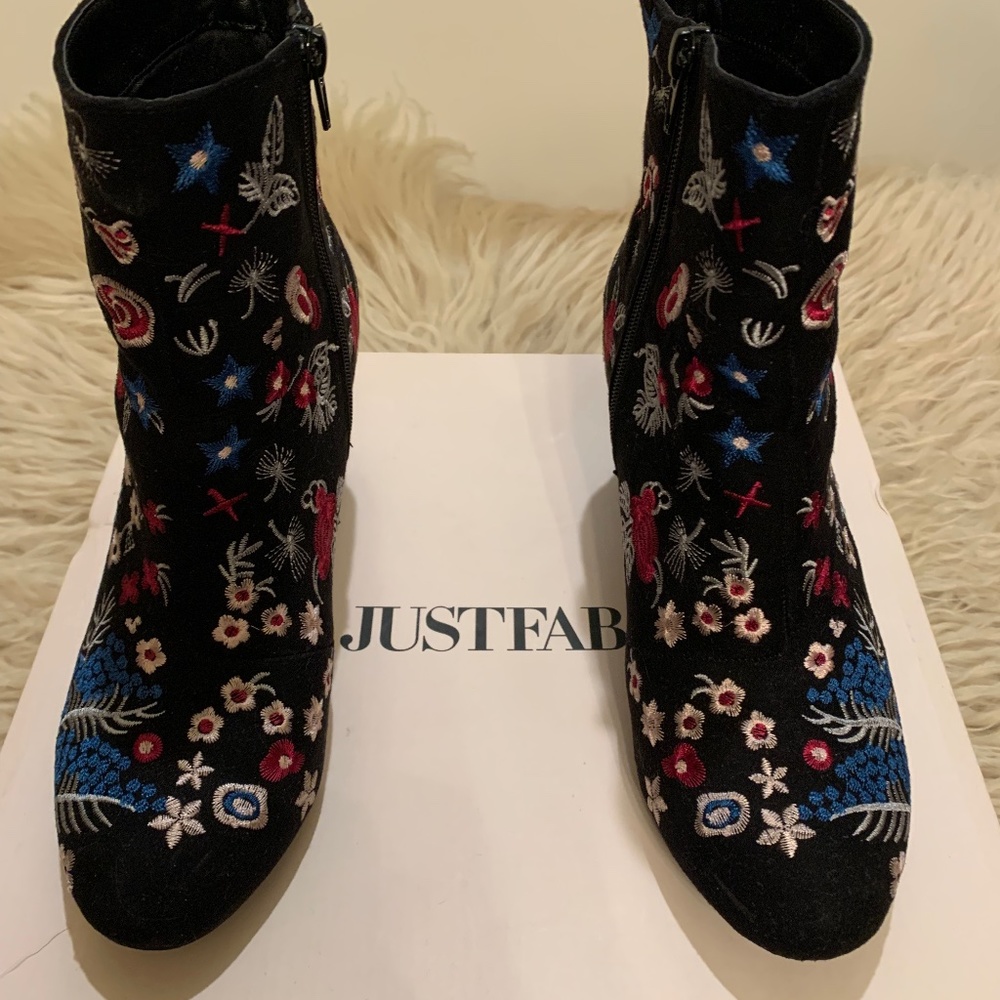 JustFab "Autumn Daze" heeled CLOTH Booties